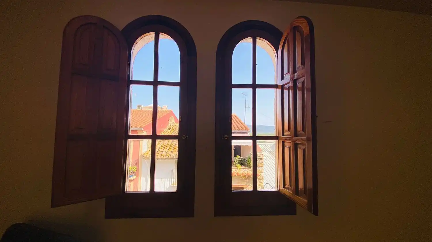 Vista exterior de Casa o chalet en venta en Vilanova d'Alcolea con Aire acondicionado, Terraza y Trastero