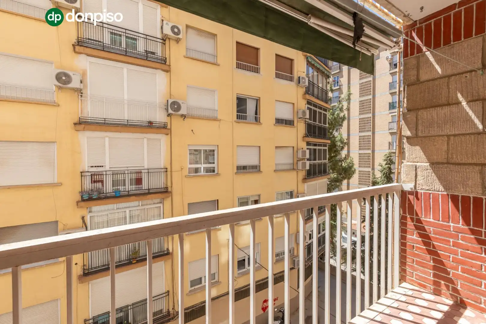Terraza de Piso en venta en Granada con Terraza