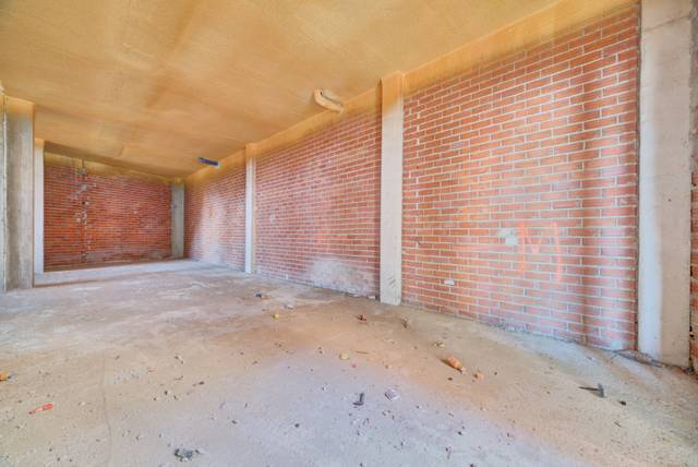 Local comercial en Alquiler en Calle Canal  27. Pamplona-Iruña en Chantrea