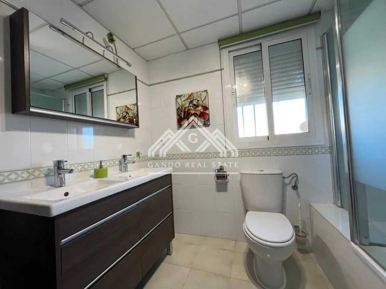 Bathroom of Houses for sale in Dos Hermanas  with Air Conditioner