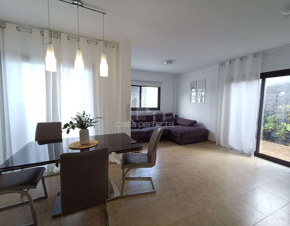 Living room of Single-family semi-detached for sale in Yaiza  with Private garden, Terrace and Storage room