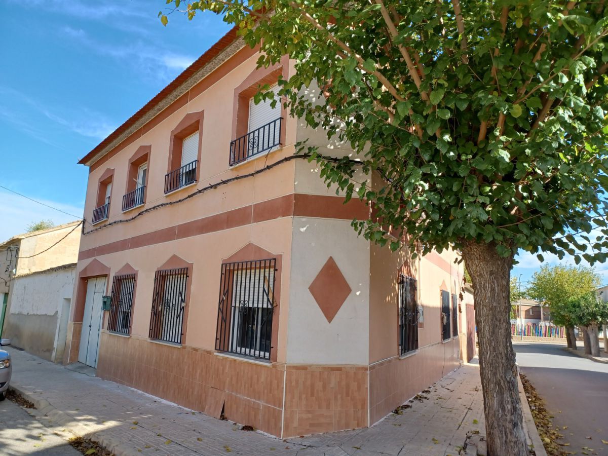 Vista exterior de Casa o xalet en venda en Minaya