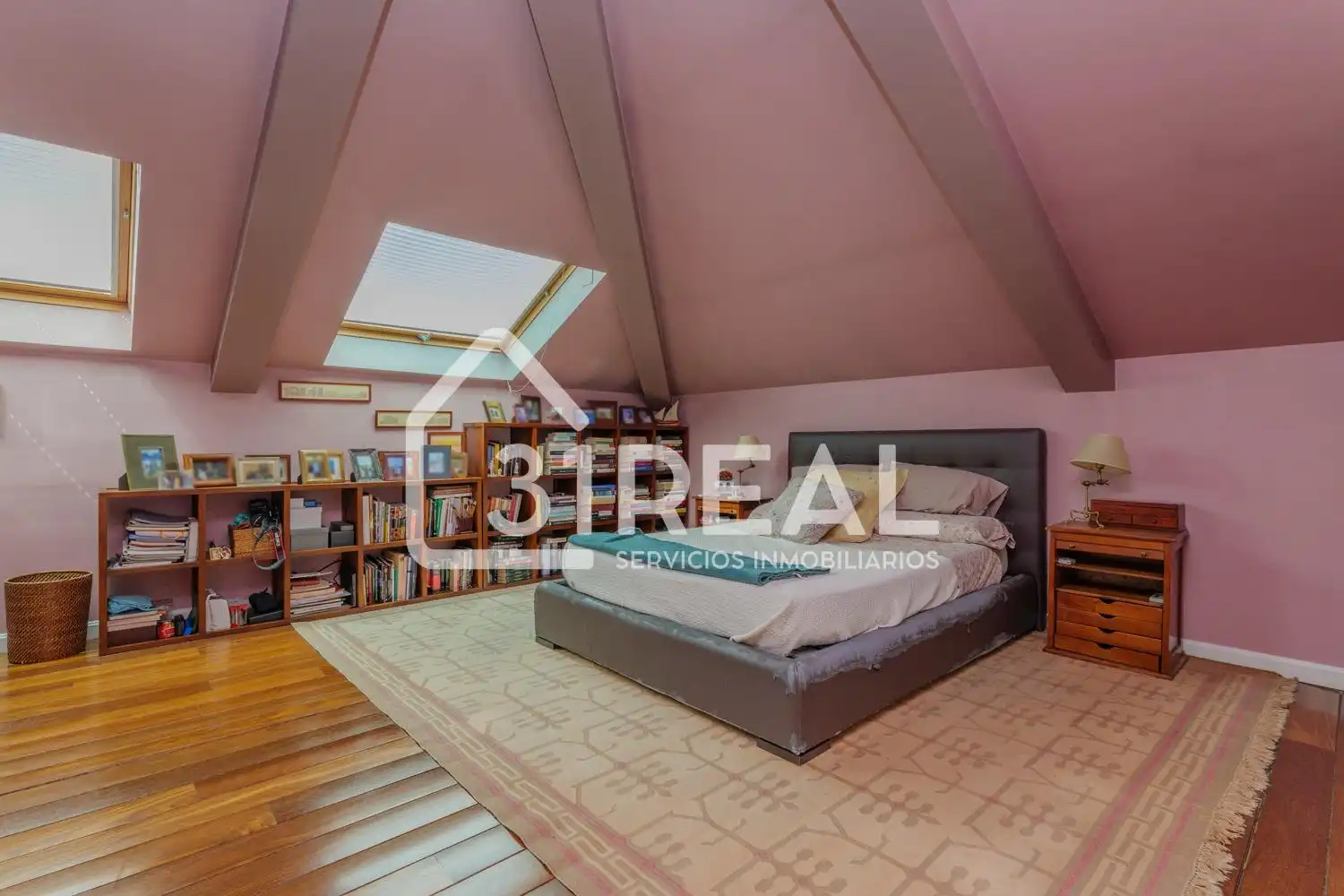 Dormitori de Casa o xalet en venda en Madrid