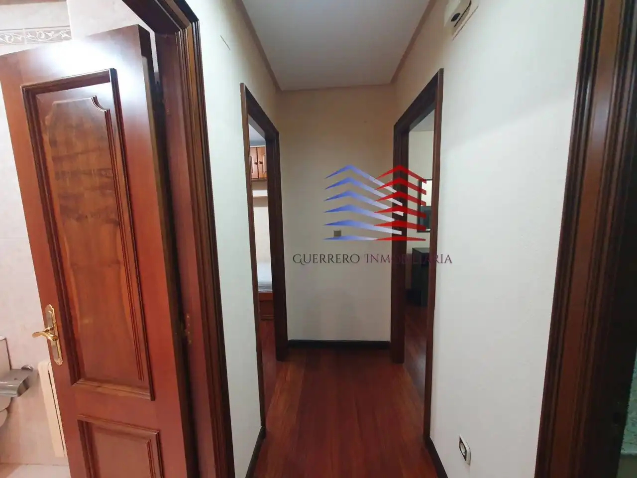 Apartamento de alquiler en Ourense Capital  con Calefacción, Parquet y Amueblado
