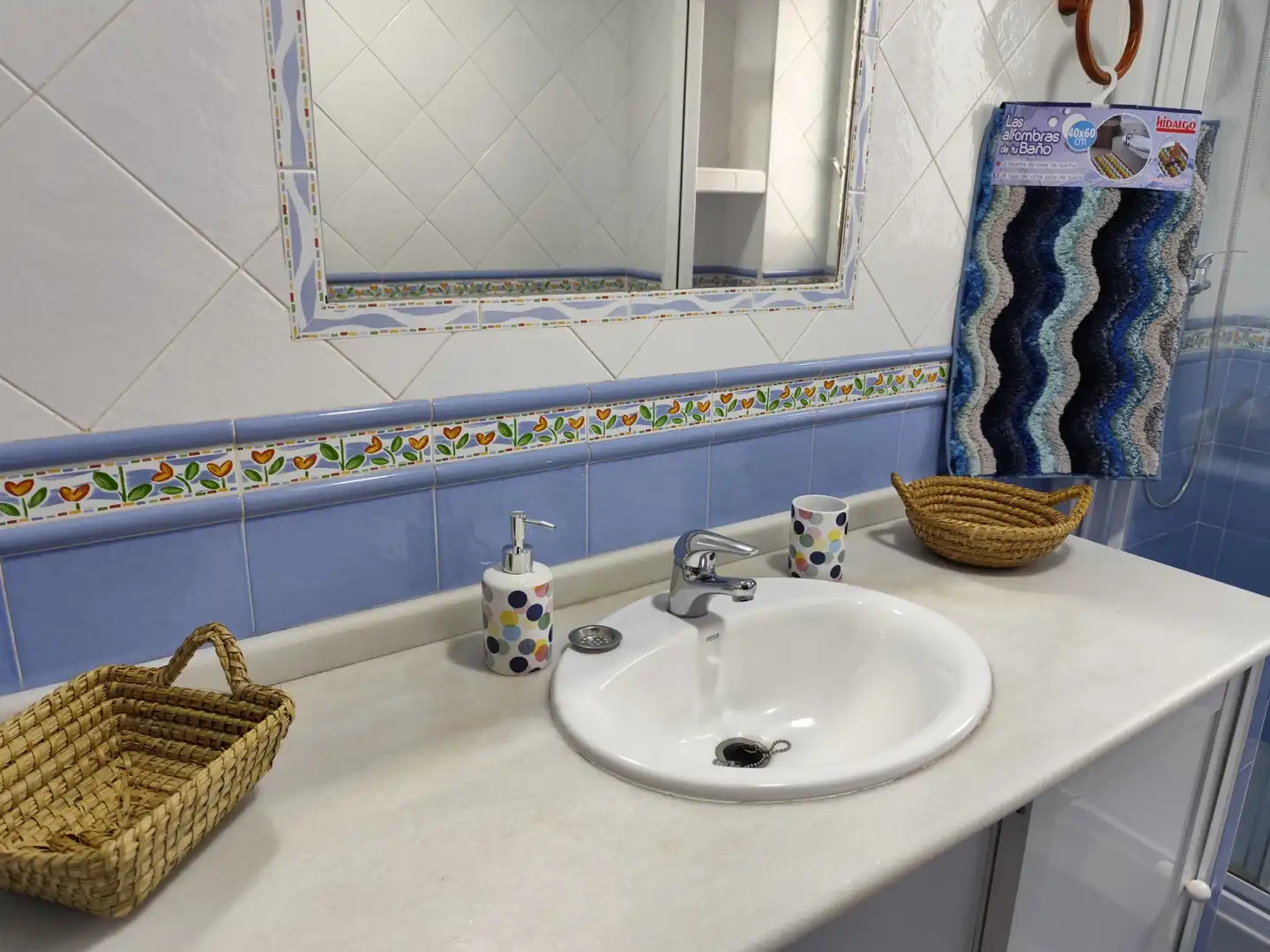 Flat for rent in Calle Ramón y Cajal, Centro