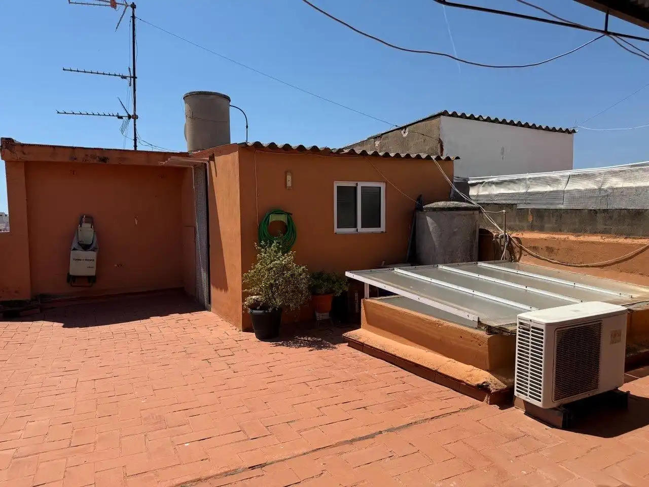 Vista exterior de Apartament en venda en La Vall d'Uixó amb Aire condicionat i Terrassa