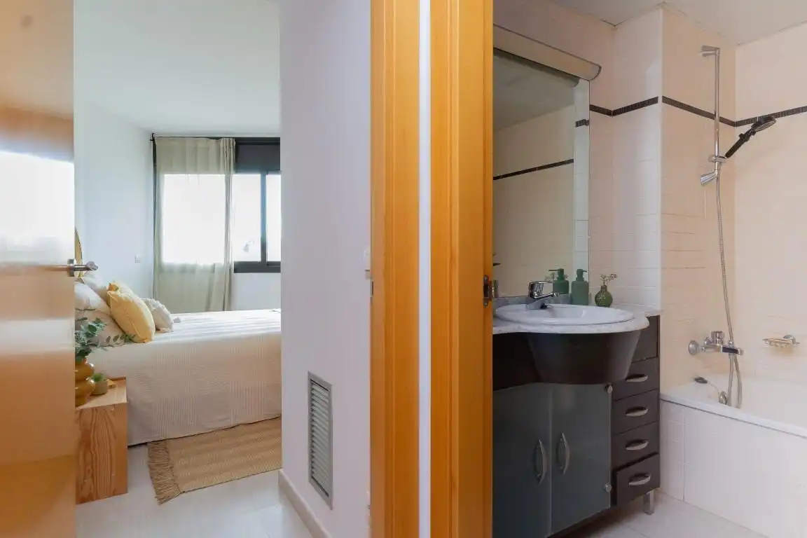 Habitación de Dúplex en venta en Eixample Residencial