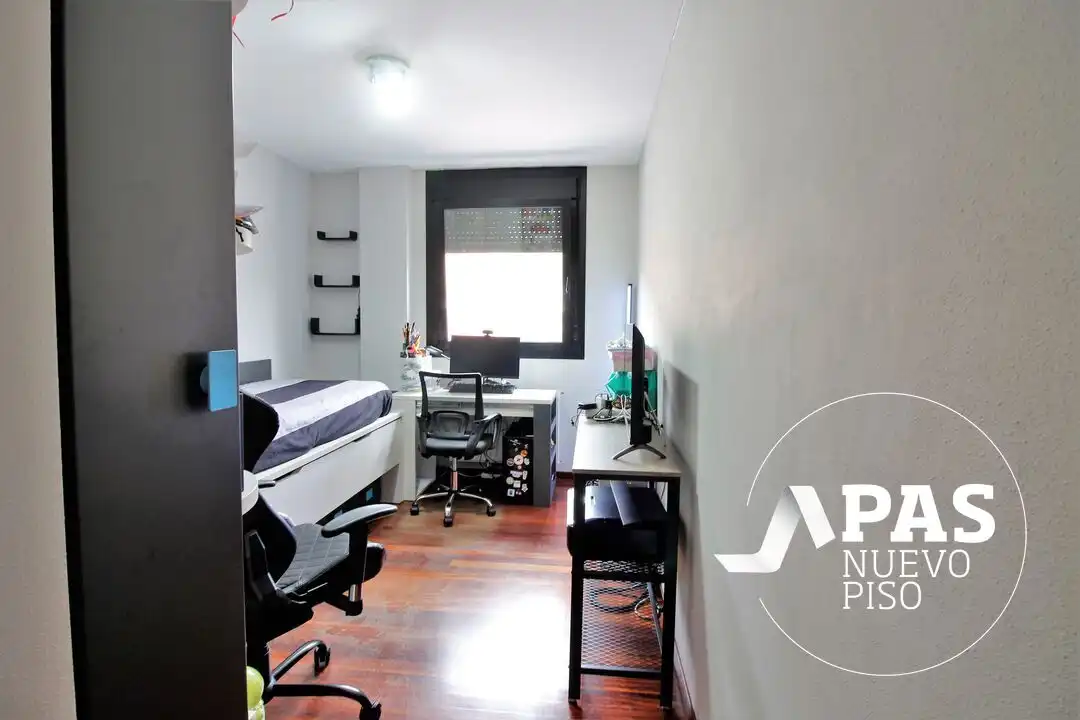 Bedroom of Flat for sale in El Astillero    with Heating, Private garden and Storage room