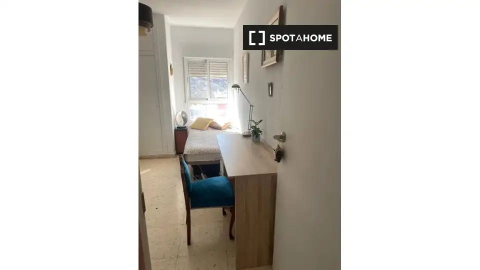 Habitación de Piso de alquiler en Alicante / Alacant con Aire acondicionado, Calefacción y Amueblado
