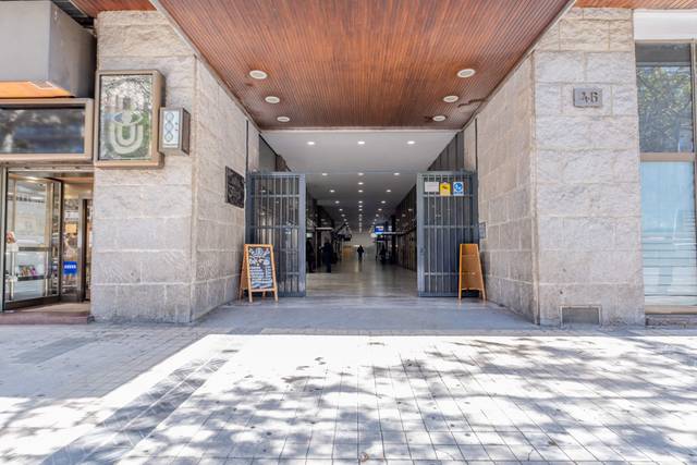 Local comercial en Venta en Paseo de María Agustín, 4 en Plaza de Toros