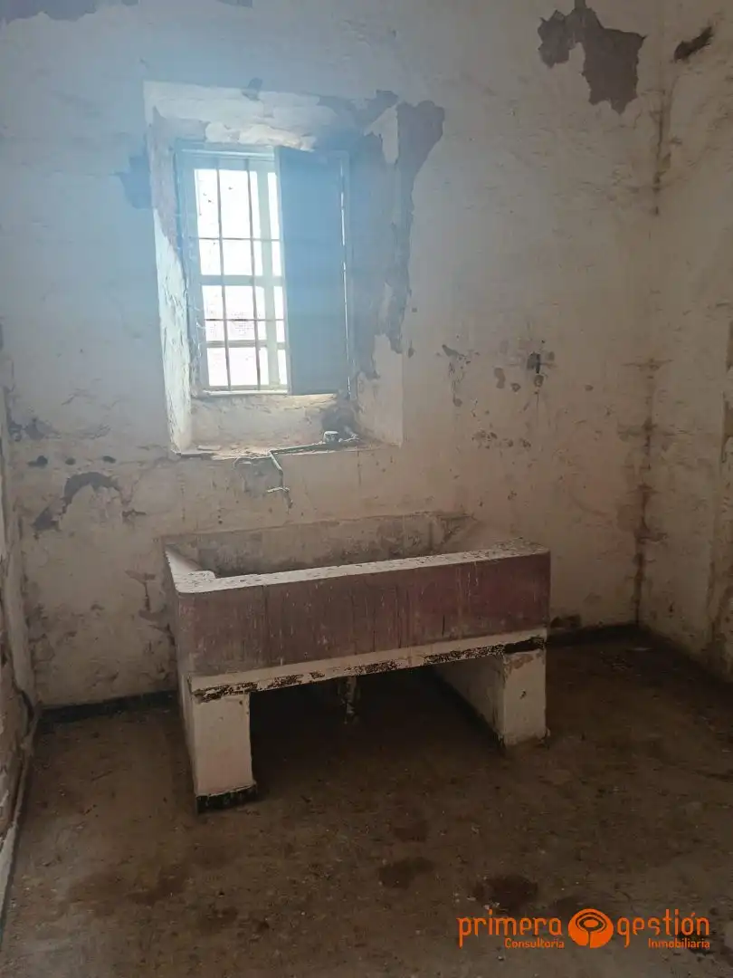 Bany de Casa o xalet en venda en Carmona