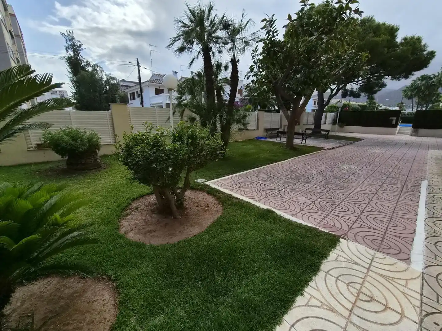 Apartamento de alquiler en Benicasim / Benicàssim con Terraza y Amueblado