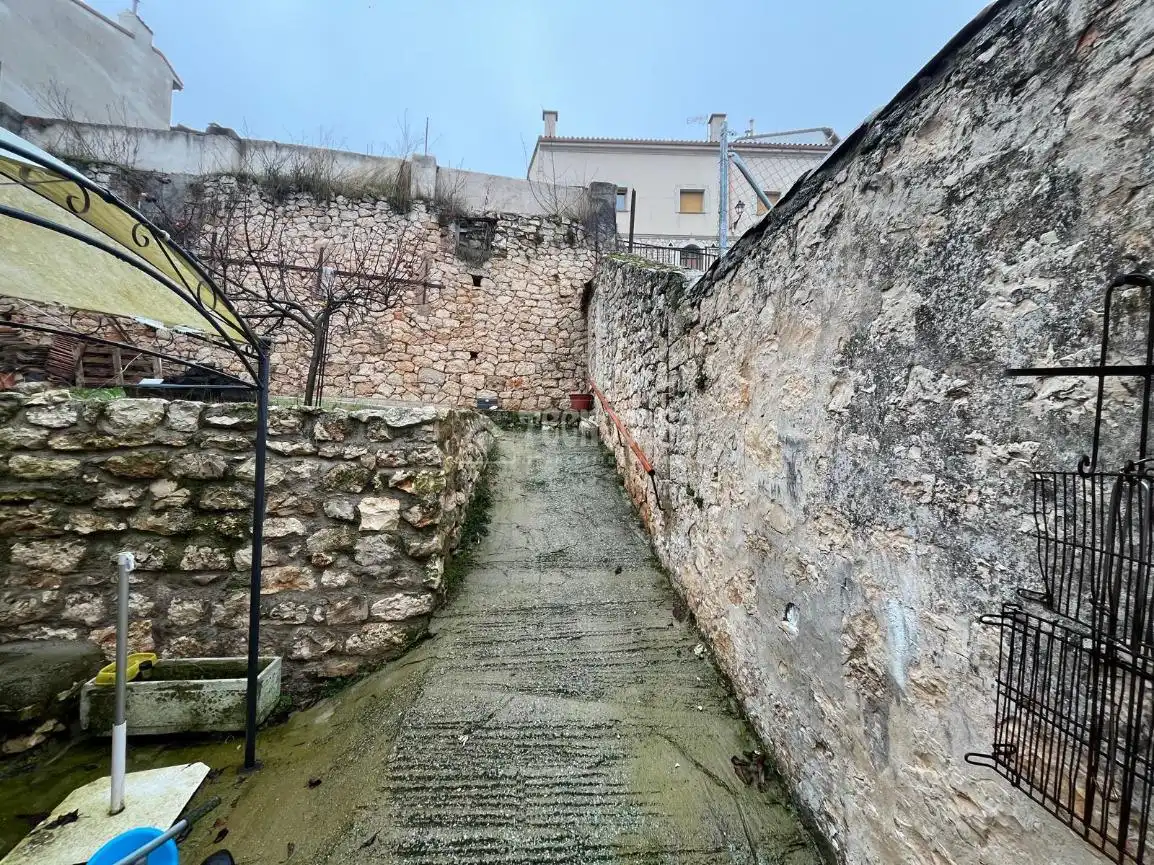 Vista exterior de Piso en venta en Horche con Calefacción y Jardín privado
