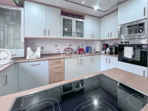 Piso en venta en Avenida de Madrid, Salgueira - O Castaño