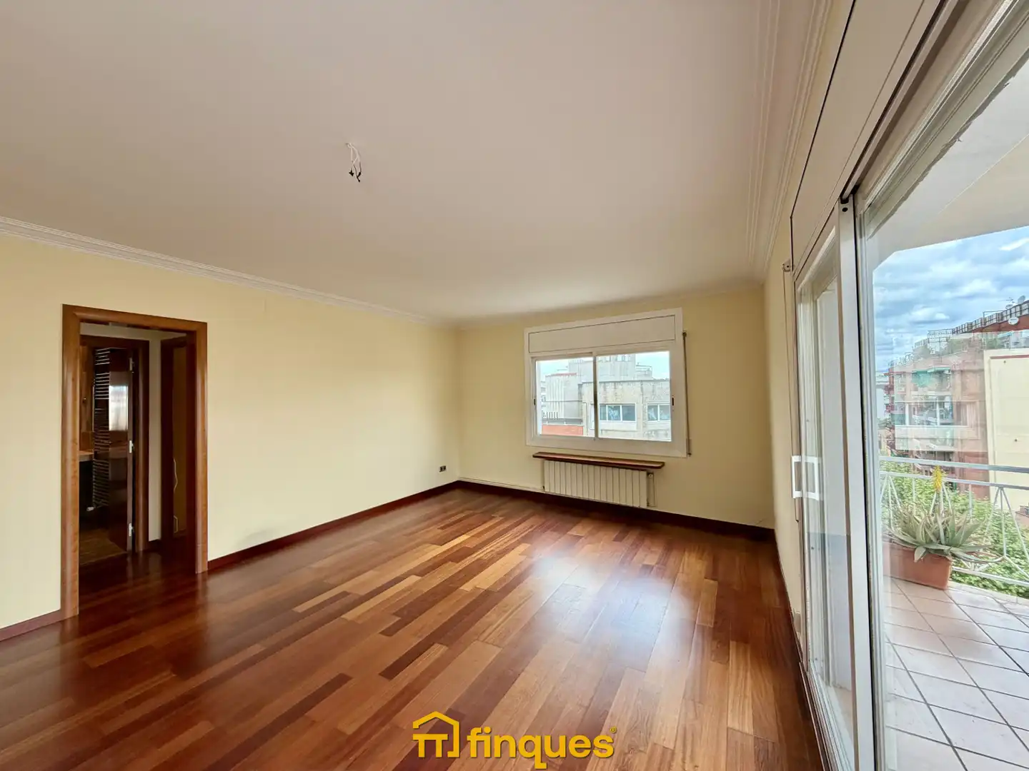 Habitación de Piso en venta en Mollet del Vallès con Aire acondicionado, Calefacción y Parquet