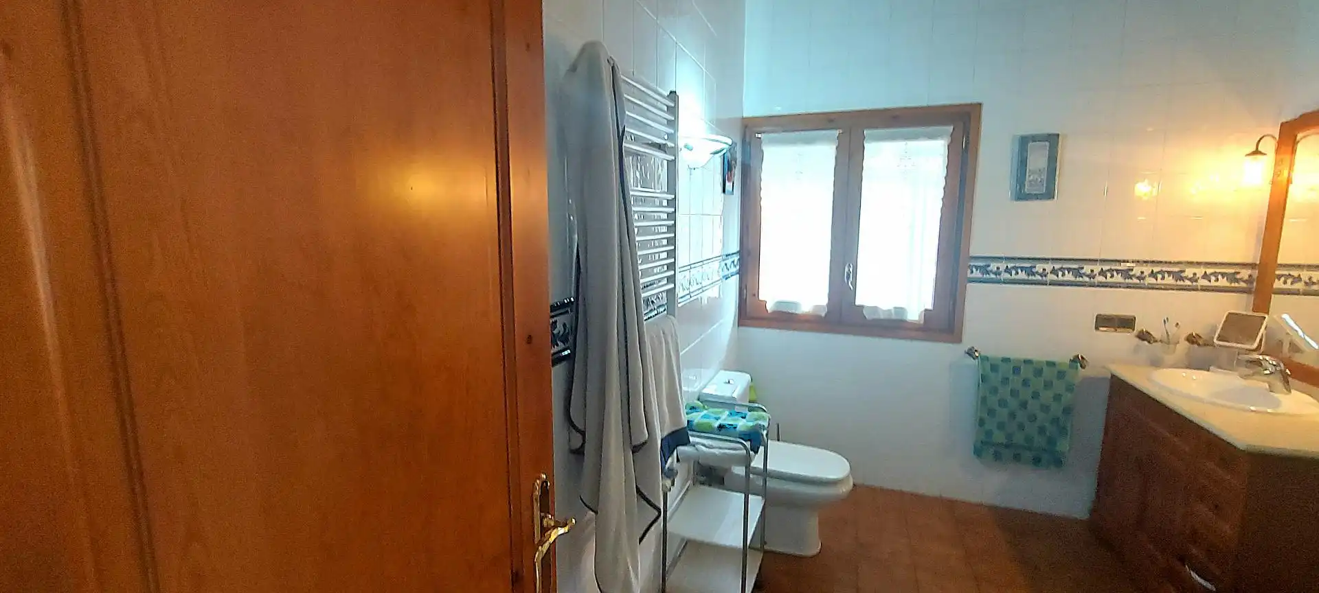 Bany de Casa o xalet en venda en La Seu d'Urgell amb Calefacció