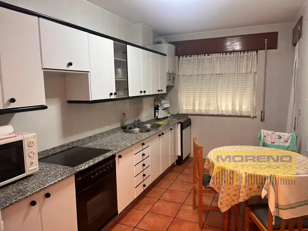 Kitchen of Flat for sale in Sarria