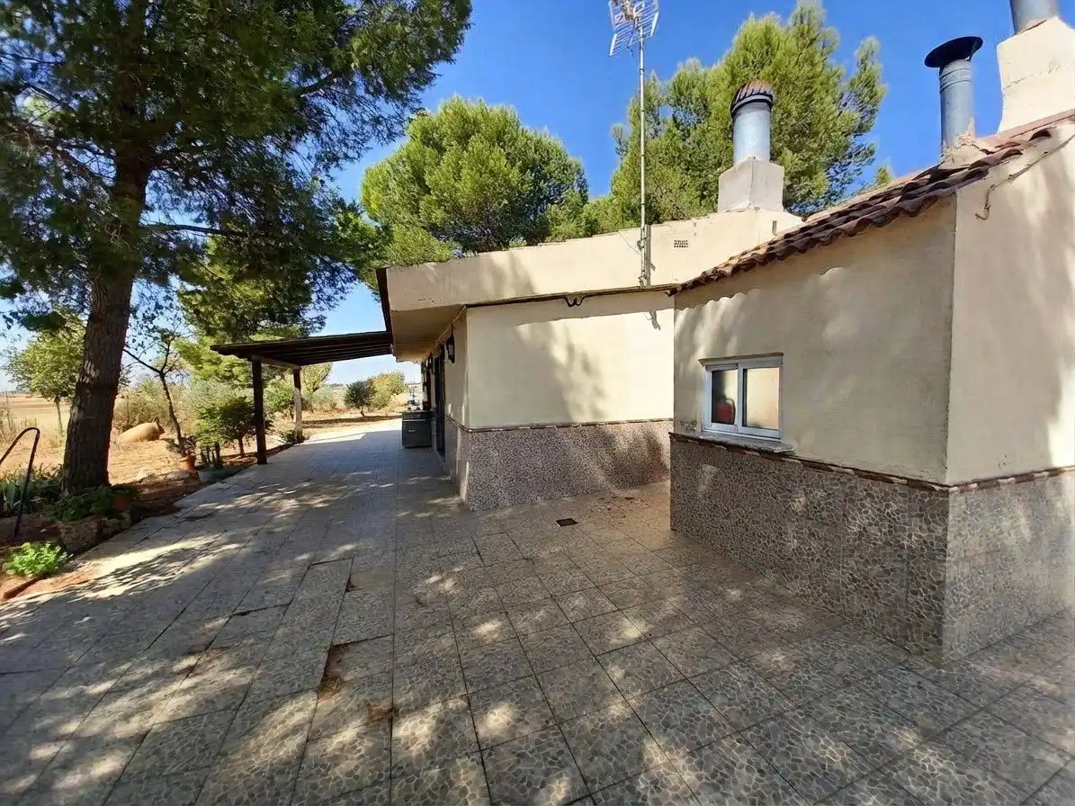Casa con piscina in vendita a La Roda, imagen 8