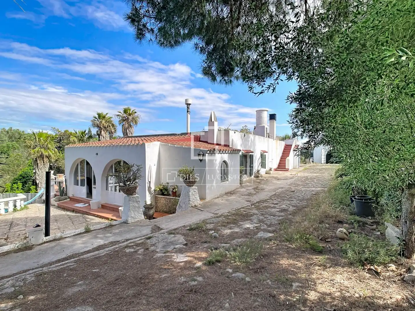 Vista exterior de Finca rústica en venda en Ciutadella de Menorca amb Aire condicionat, Jardí privat i Terrassa