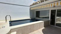 Swimming pool of House or chalet for sale in Benalmádena  with Air Conditioner, Heating and Terrace