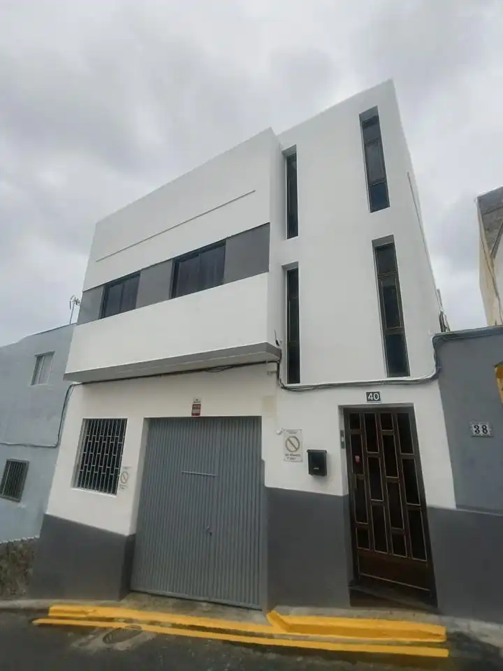 Vista exterior de Casa o xalet en venda en Las Palmas de Gran Canaria