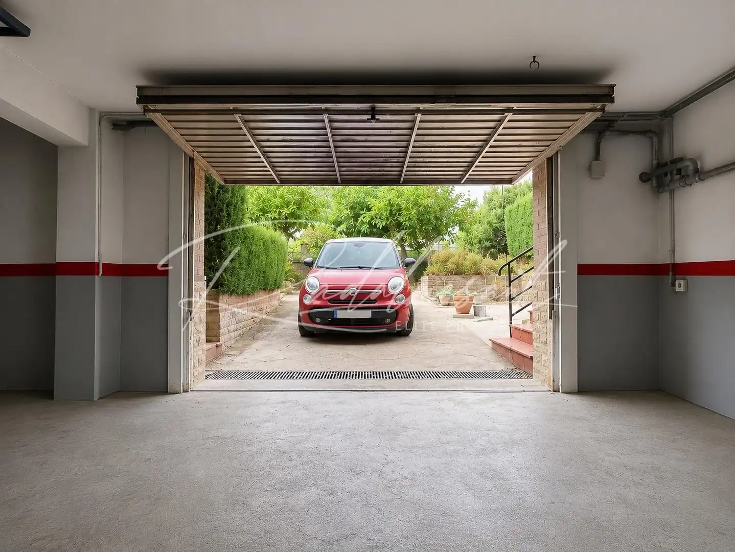 Aparcament de Casa o xalet en venda en Reus amb Calefacció, Terrassa i Traster