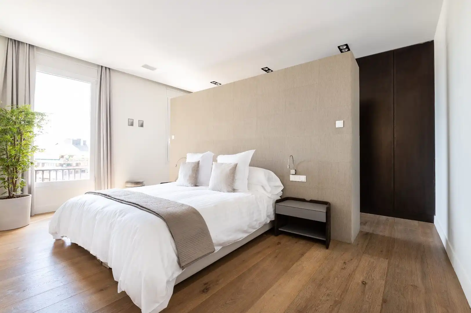 Bedroom of Attic for rent in Madrid  with Air Conditioner, Heating and Terrace