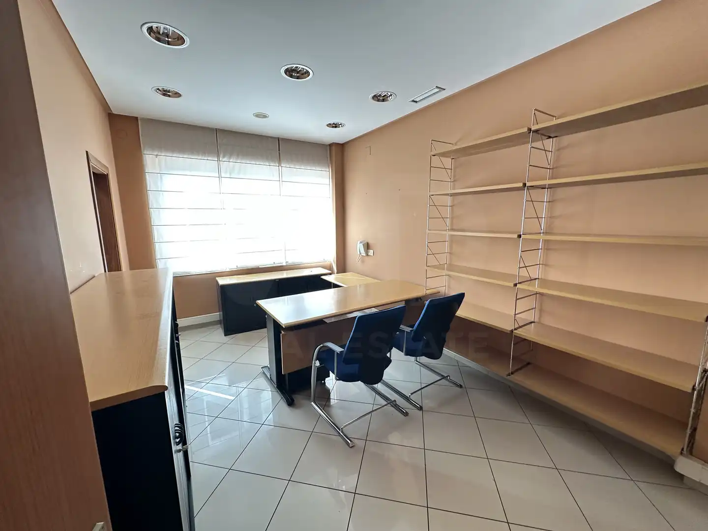 Business premises to rent in San Claudio - La Chantría, imagen 9