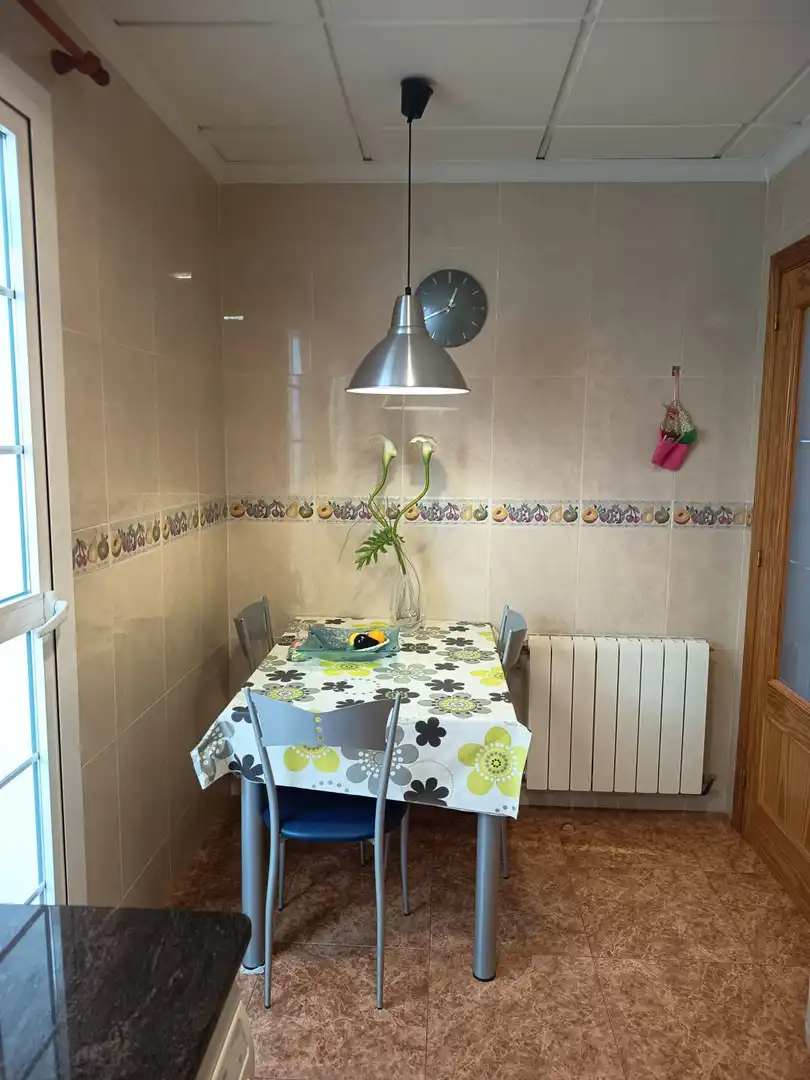 Cocina de Piso en venta en Ulldecona con Calefacción, Terraza y Trastero