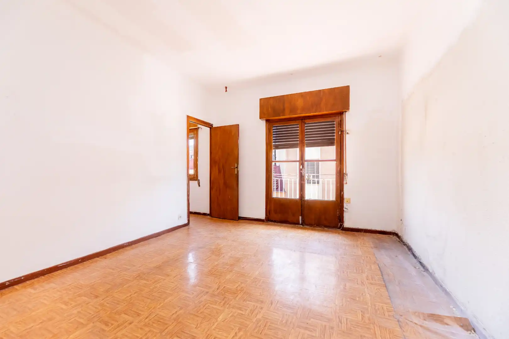 Sala d'estar de Pis en venda en Madrid amb Balcó