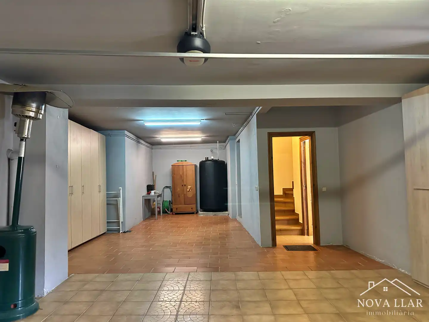 Einfamilien-Reihenhaus zum Verkauf in Vilallonga de Ter mit Heizung, Privatgarten und Terrasse