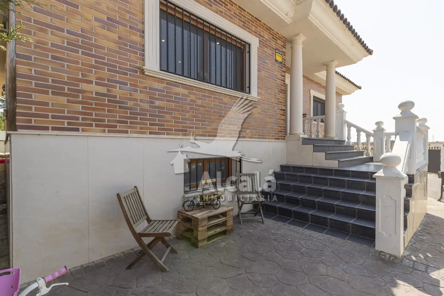 Vista exterior de Casa o xalet en venda en Santa Olalla amb Aire condicionat, Calefacció i Piscina
