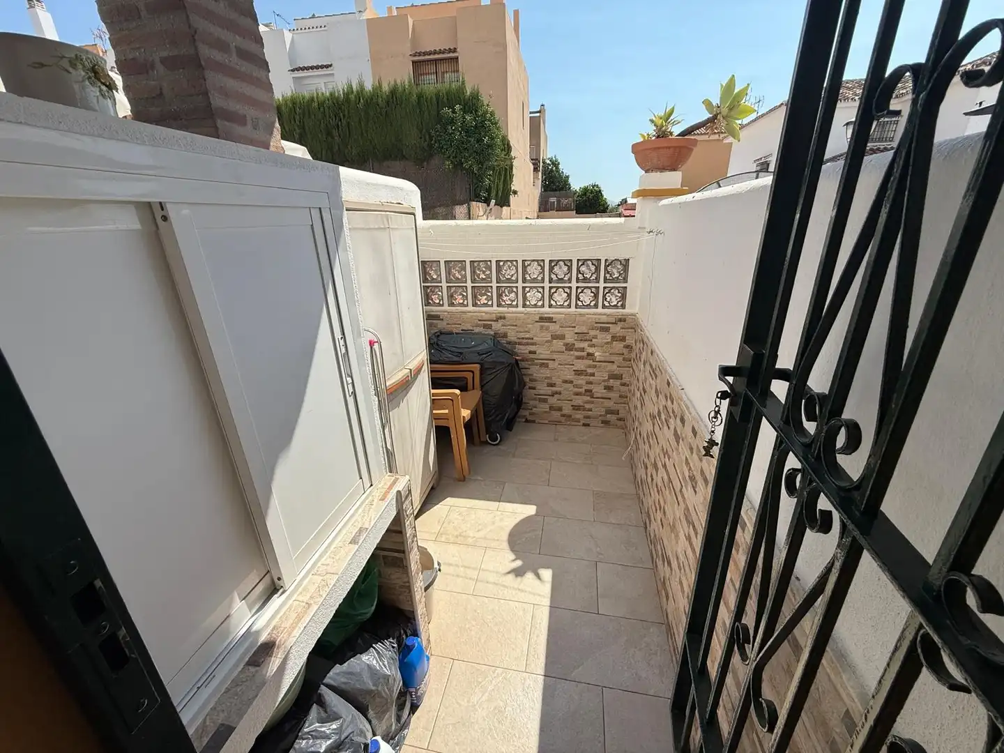 Terrassa de Casa adosada en venda en Marbella amb Aire condicionat, Traster i Balcó