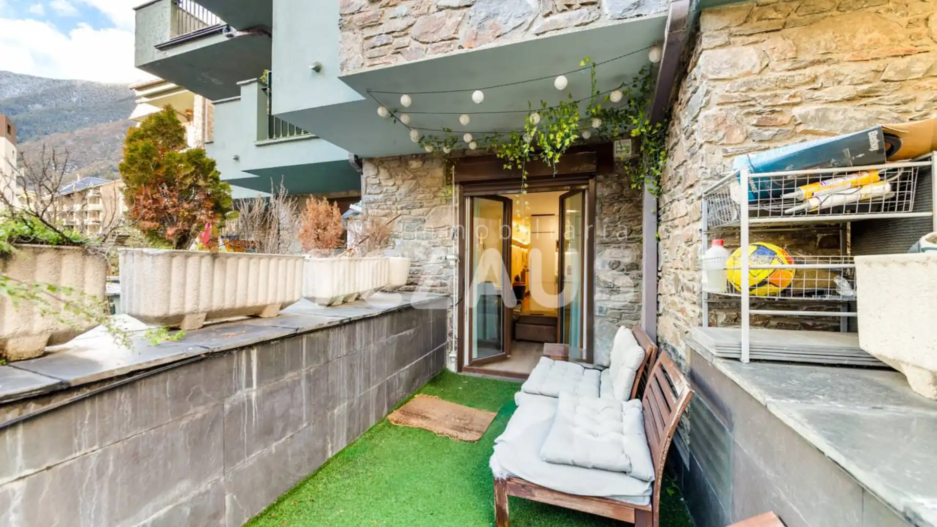 Terraza de Estudio en venta en Encamp con Calefacción, Parquet y Terraza