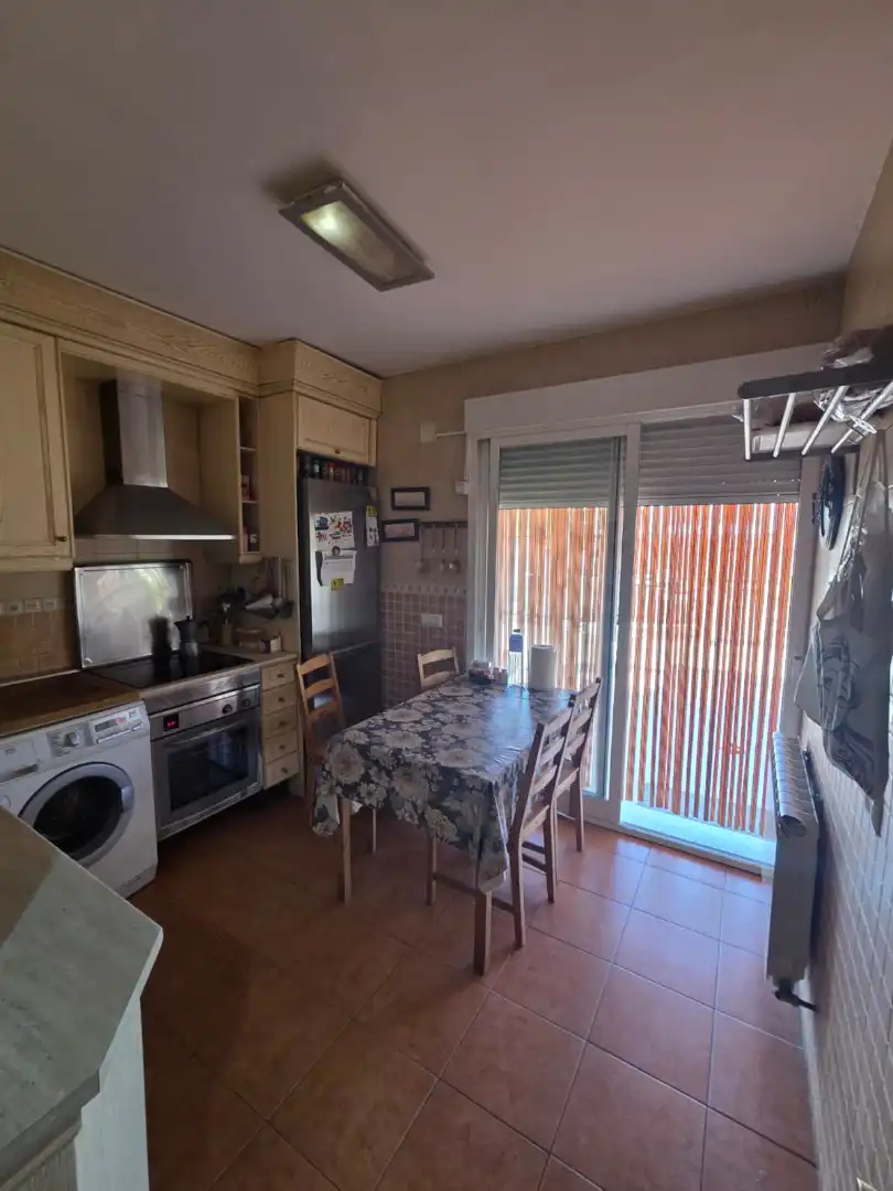 Chalet con piscina en venta en Calle de Santander 127, imagen 10