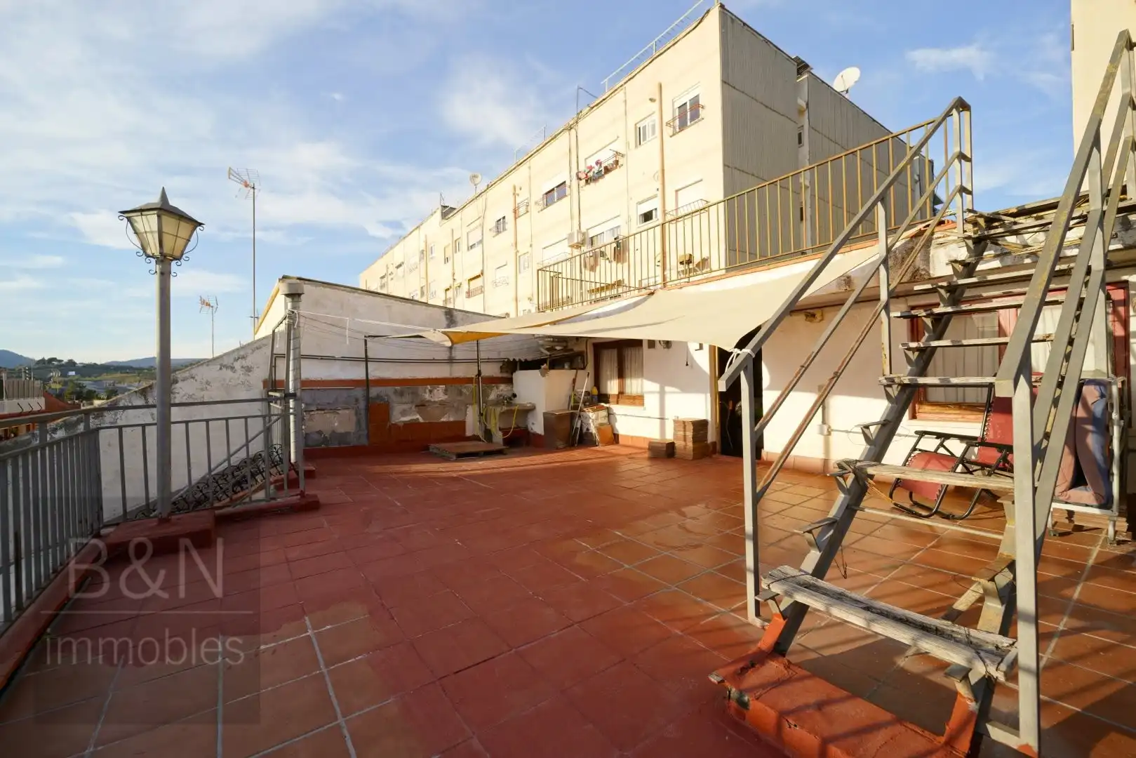 Vista exterior de Ático en venta en Terrassa con Terraza