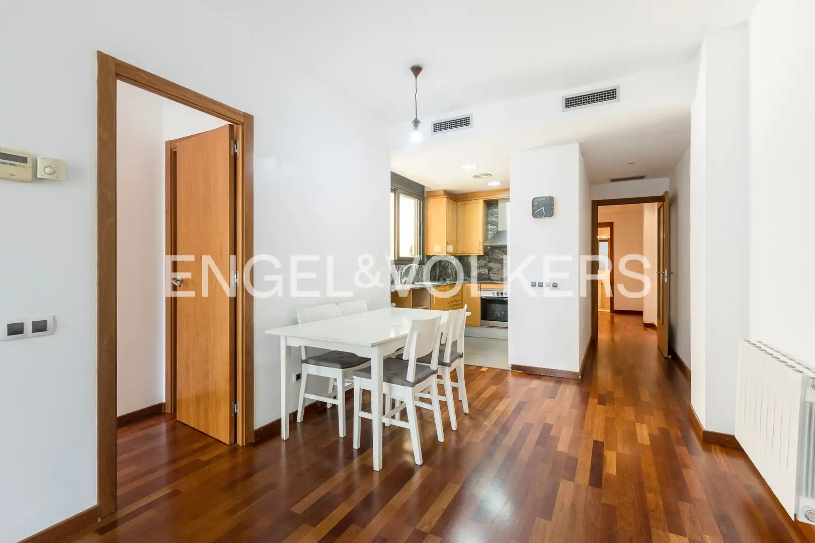 Menjador de Pis en venda en  Barcelona Capital amb Aire condicionat, Calefacció i Parquet