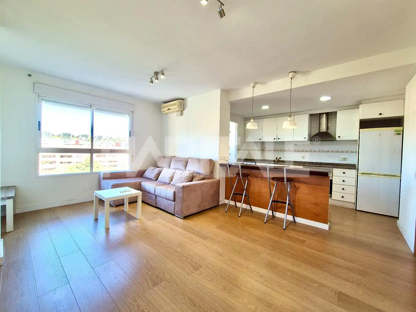 Living room of Flat for rent in  Valencia Capital  with Furnished