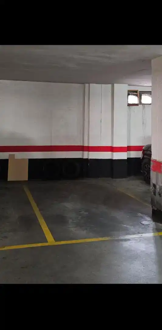 Parkplatz von Garage zur Miete in Alcobendas