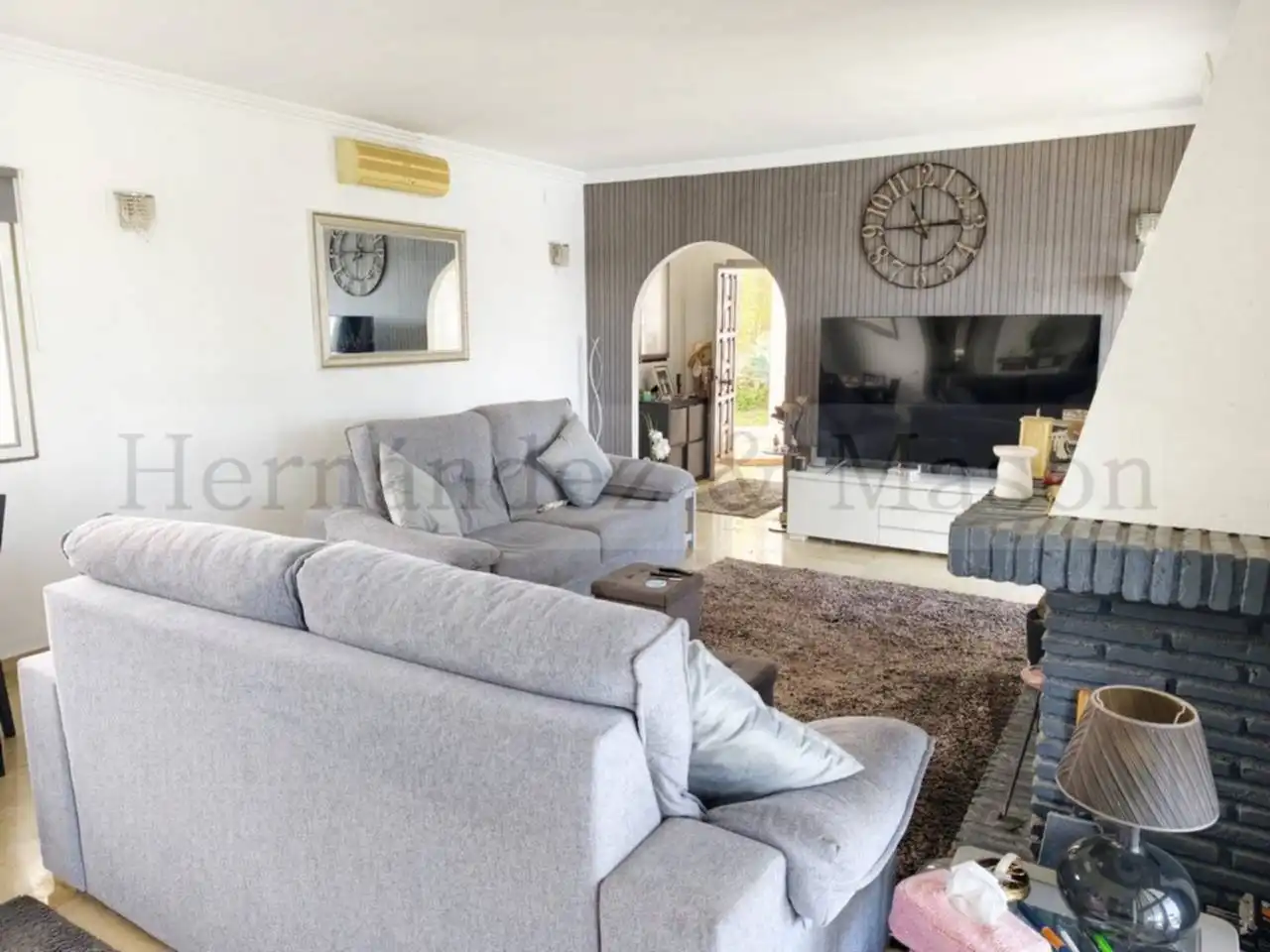 Living room of Houses for sale in Benalmádena  with Air Conditioner, Terrace and Swimming Pool
