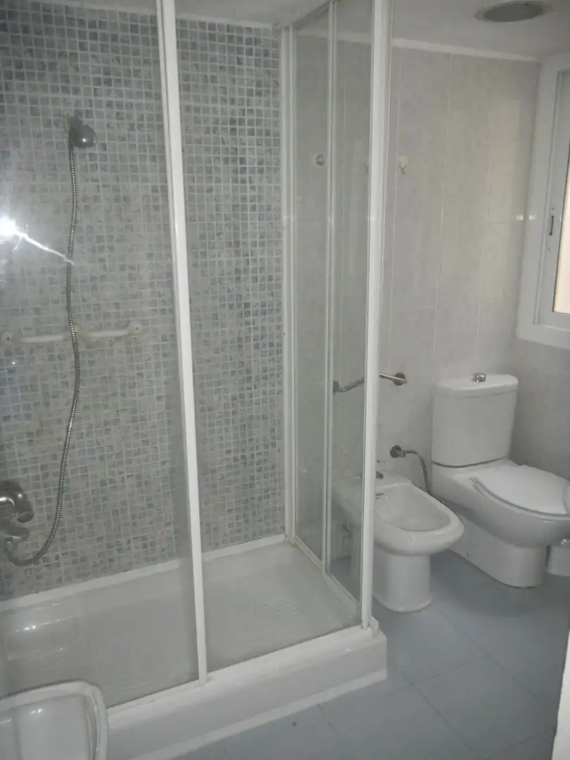 Piso con terraza en alquiler en Carrer de Reding 39, imagen 36
