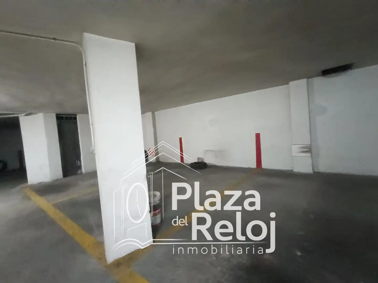 Aparcament de Pis en venda en Talavera de la Reina amb Aire condicionat, Calefacció i Moblat