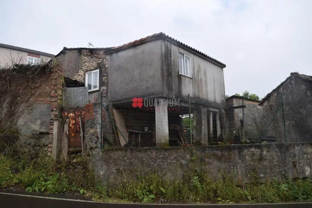 Exterior view of Houses for sale in Santiago de Compostela   with Private garden