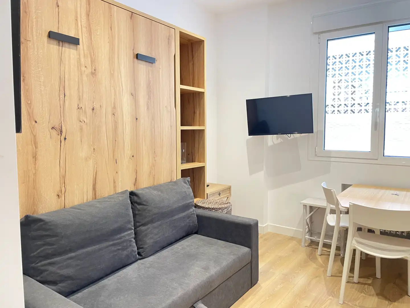 Sala d'estar de Pis de lloguer en Madrid amb Aire condicionat, Calefacció i Moblat