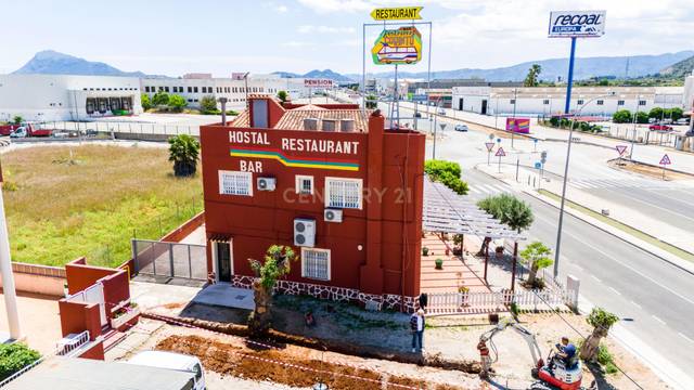 Edificio en Alquiler en Avenida Valencia, El Verger, Spain, 174 en El Verger