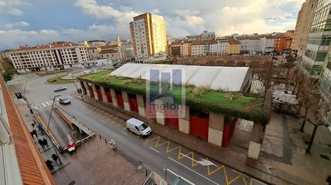 Foto 2 de Pis en venda a Plaza de España, Los Vadillos - R. Sanitaria - Pozanos, Burgos Capital