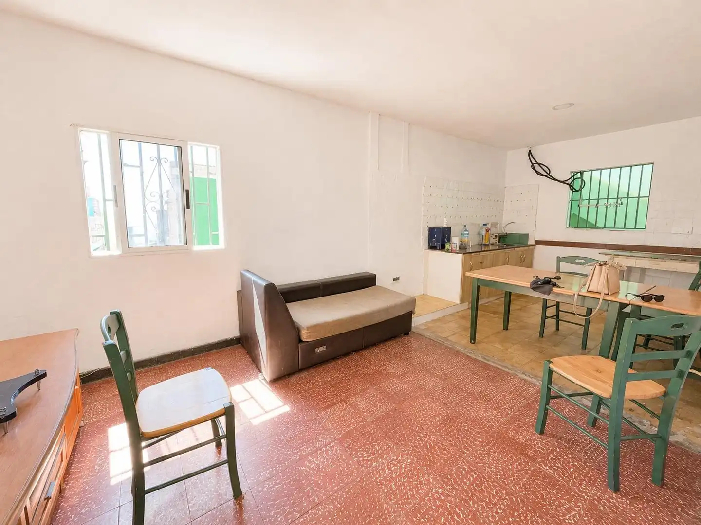 Sala d'estar de Casa o xalet en venda en San Cristóbal de la Laguna amb Jardí privat, Terrassa i Alarma