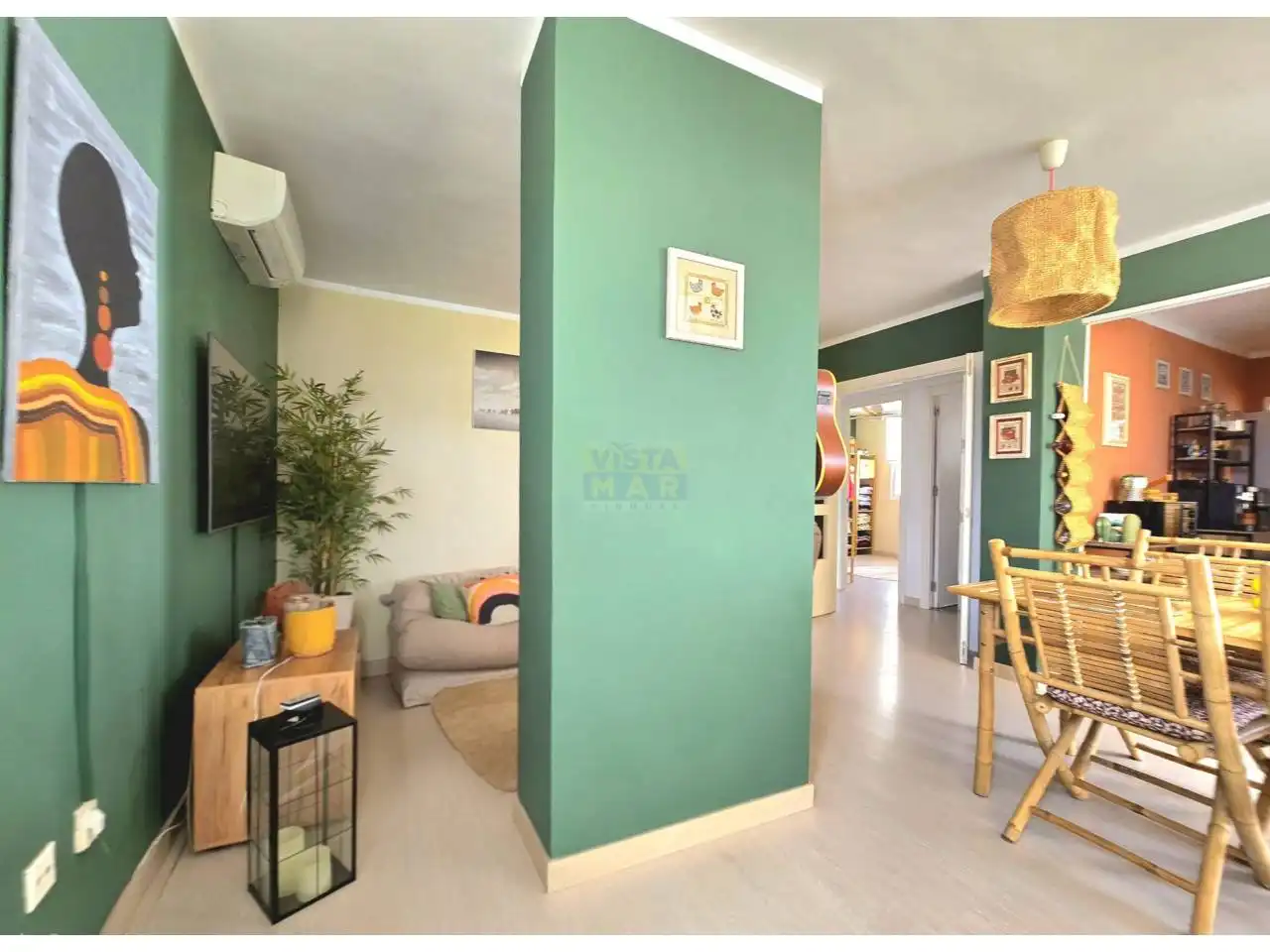 Sala d'estar de Àtic en venda en El Vendrell amb Aire condicionat, Parquet i Terrassa