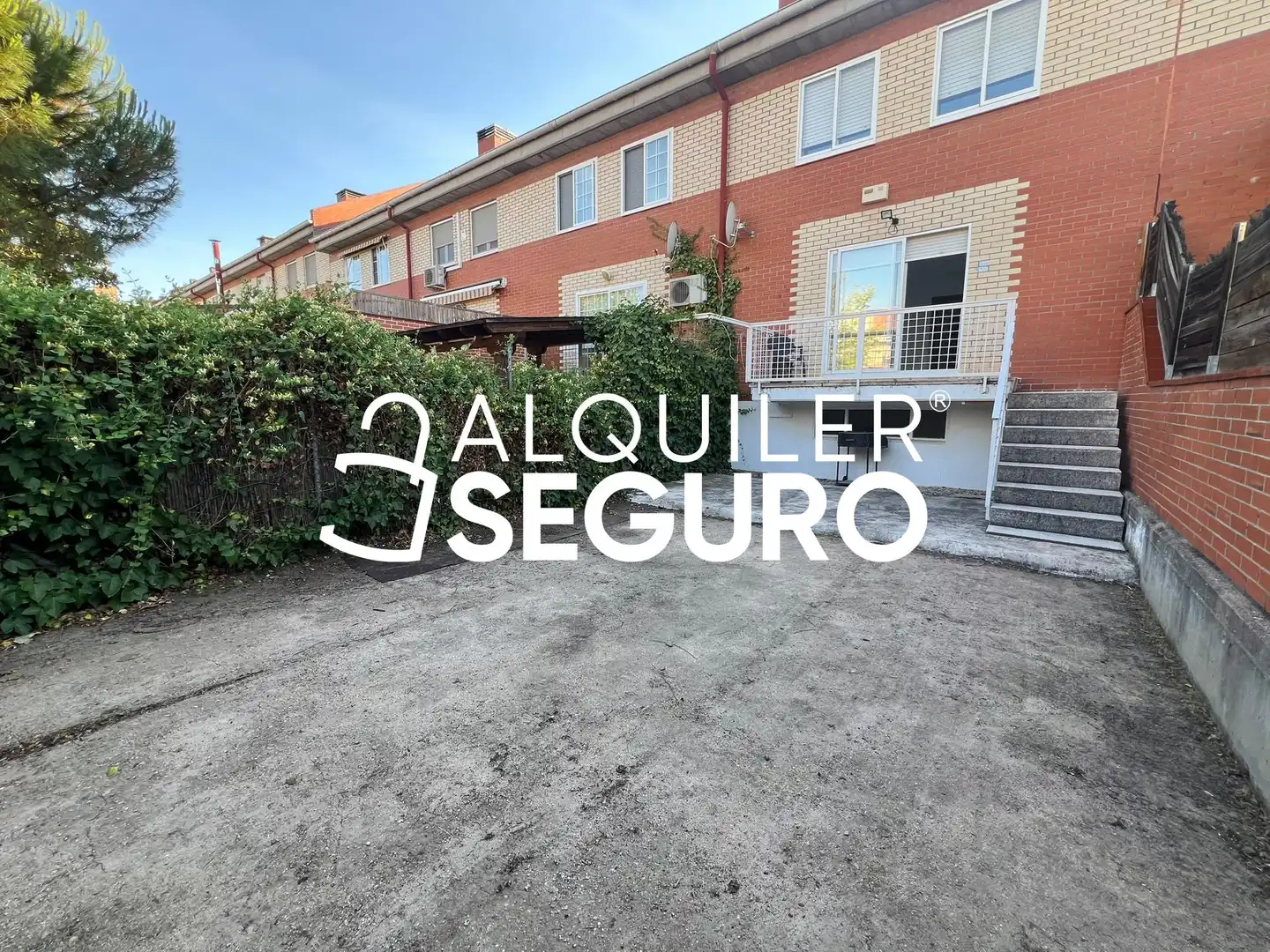 Exterior view of Houses for rent in Tres Cantos  with Heating, Storage room and Swimming Pool