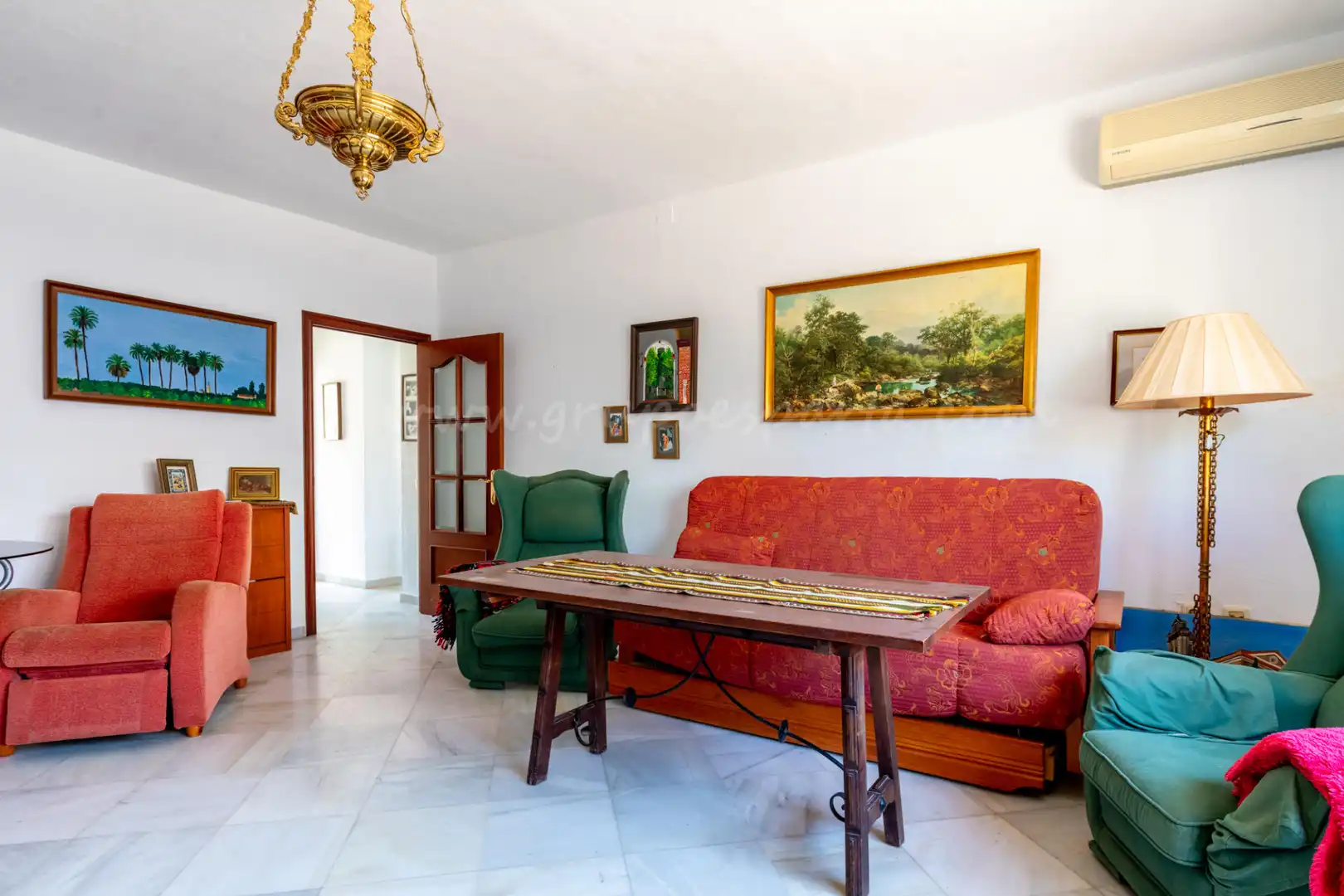 Sala de estar de Casa o chalet en venta en Villanueva del Ariscal con Aire acondicionado, Calefacción y Jardín privado